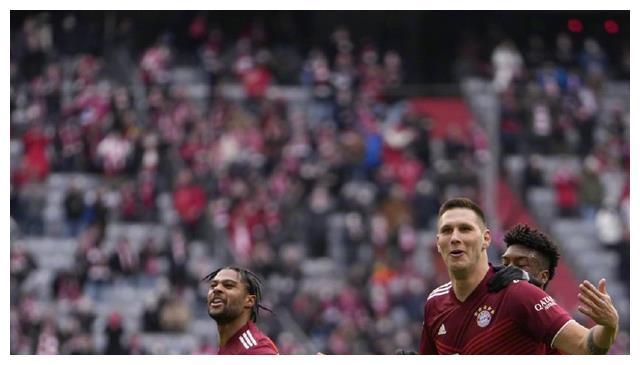  弗赖堡客场顽强逼平拜仁展现坚韧精神